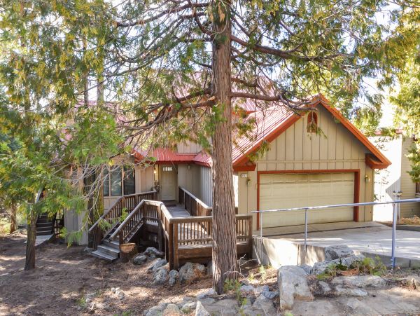Yosemite Area Home 984873