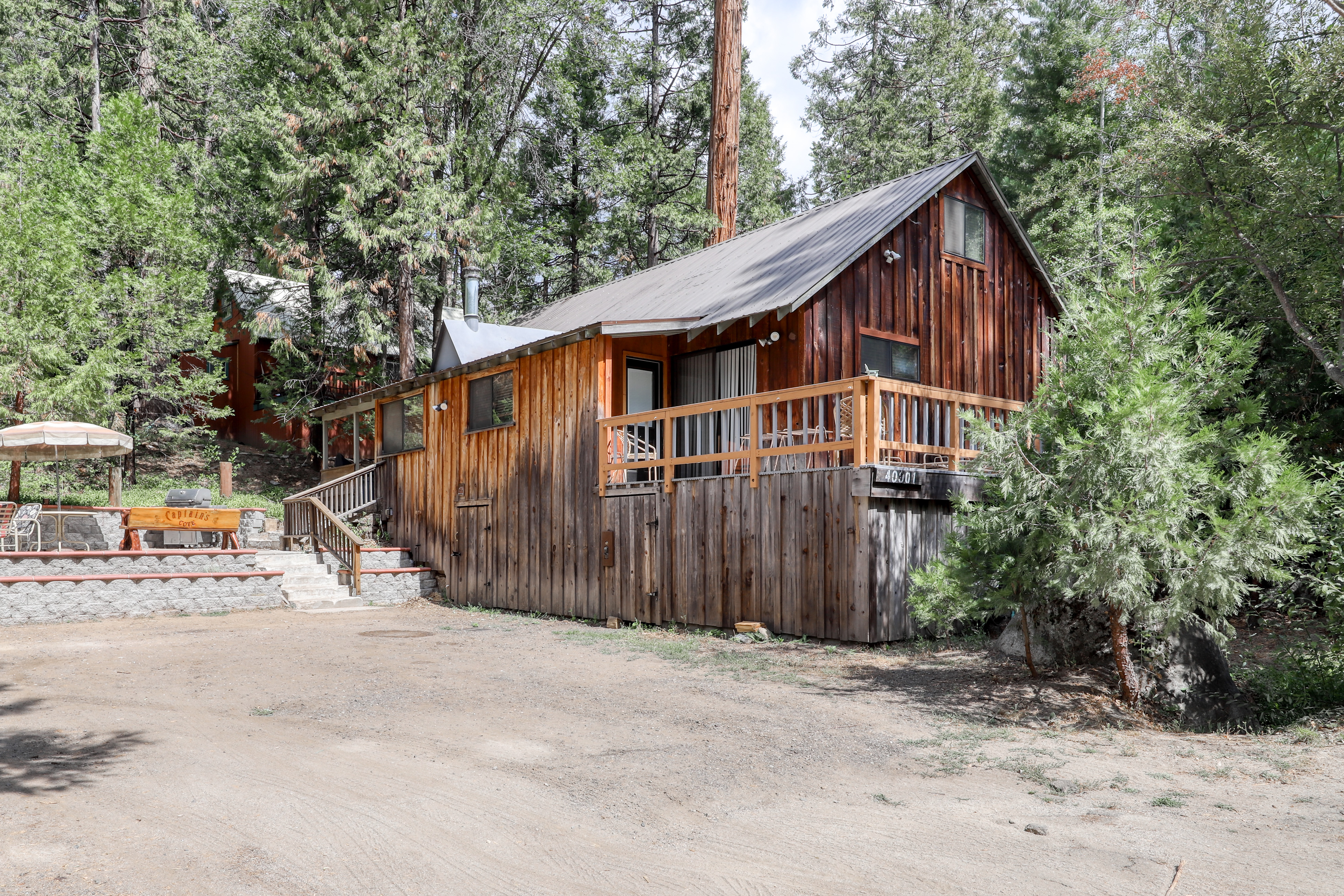 Yosemite Area Home 984874