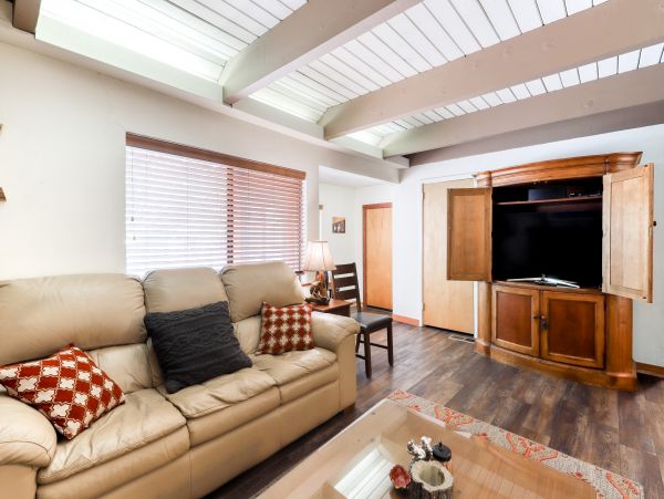 Yosemite Area Home 984874