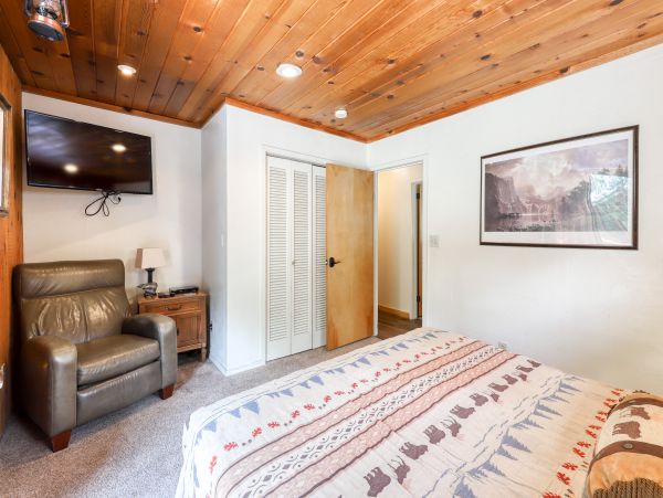 Yosemite Area Home 984874