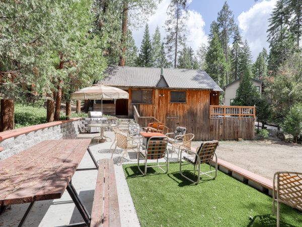 Yosemite Area Home 984874