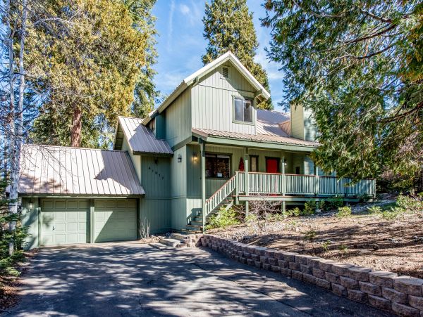 Yosemite Area Home 984875
