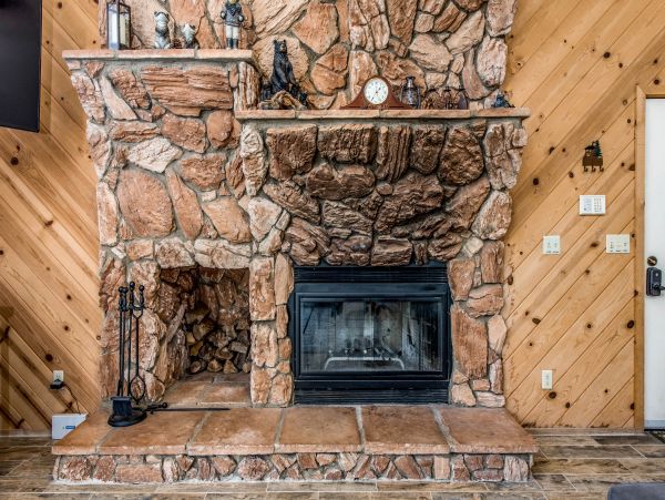 Yosemite Area Home 984875