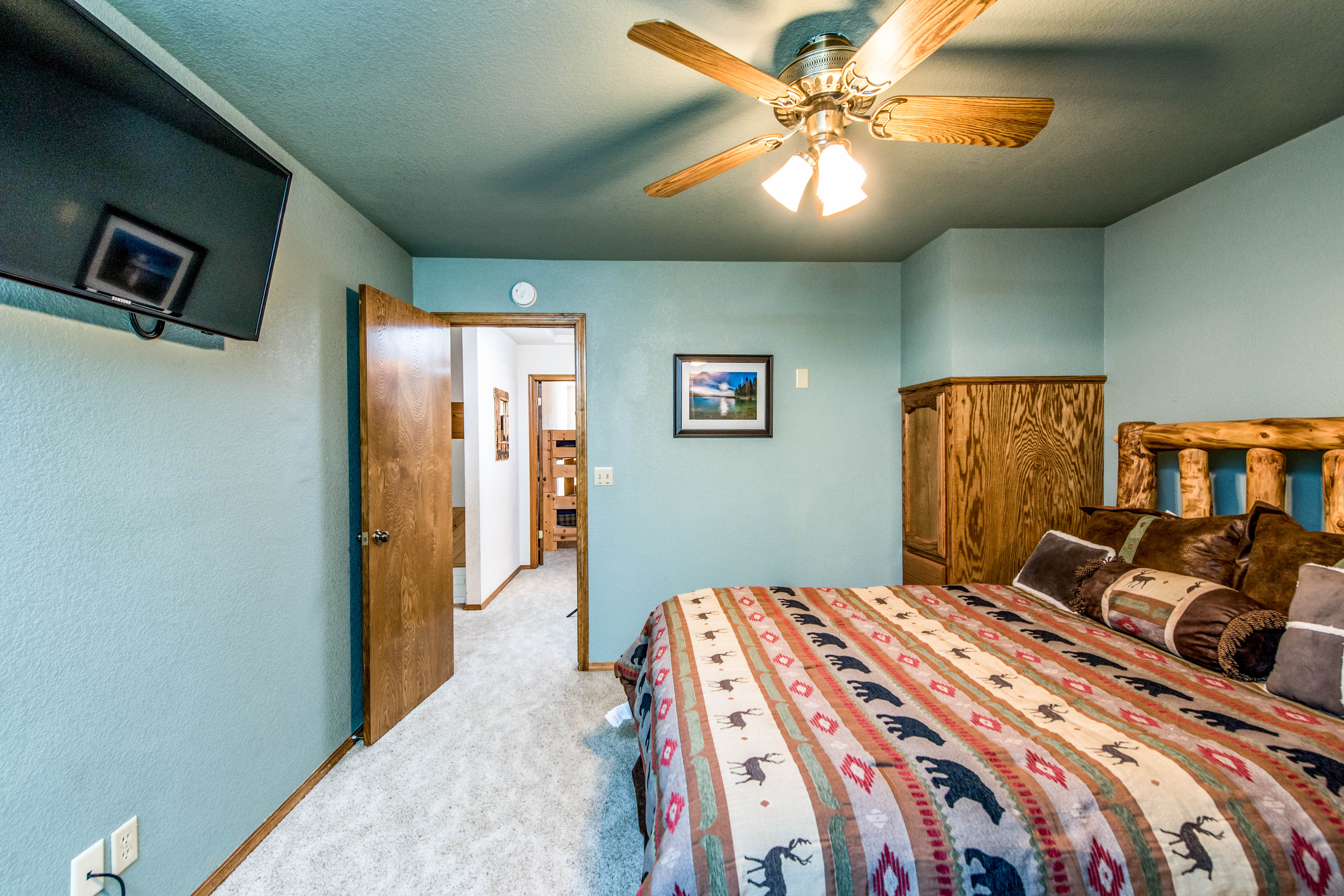 Yosemite Area Home 984875