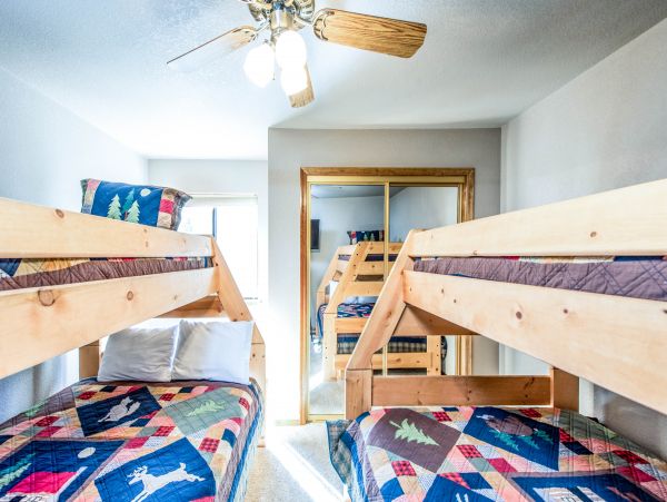 Yosemite Area Home 984875