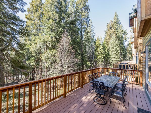 Yosemite Area Home 984877