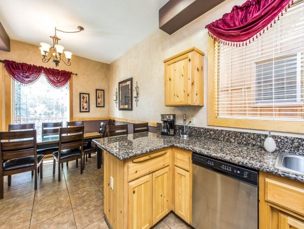 Yosemite Area Home 984877