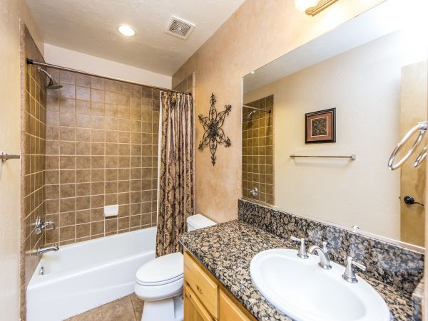 Yosemite Area Home 984877