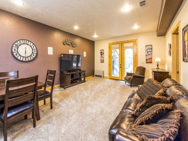 Yosemite Area Home 984877