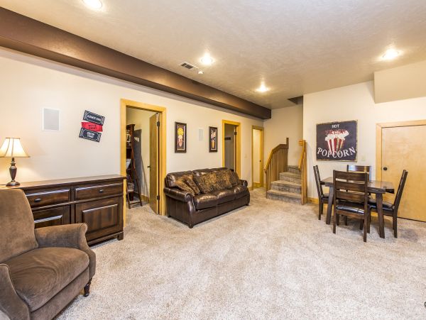 Yosemite Area Home 984877