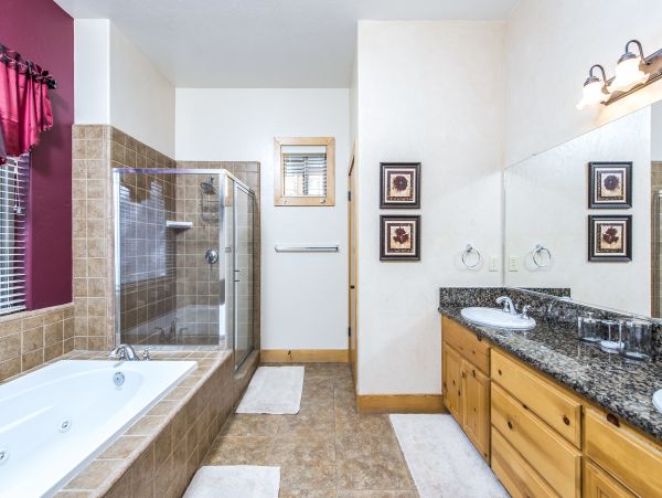 Yosemite Area Home 984877