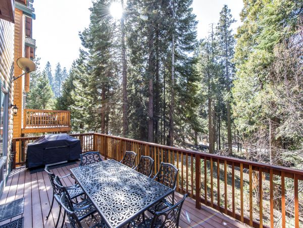 Yosemite Area Home 984877