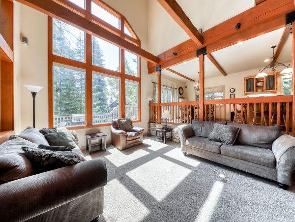 Yosemite Area Home 984879