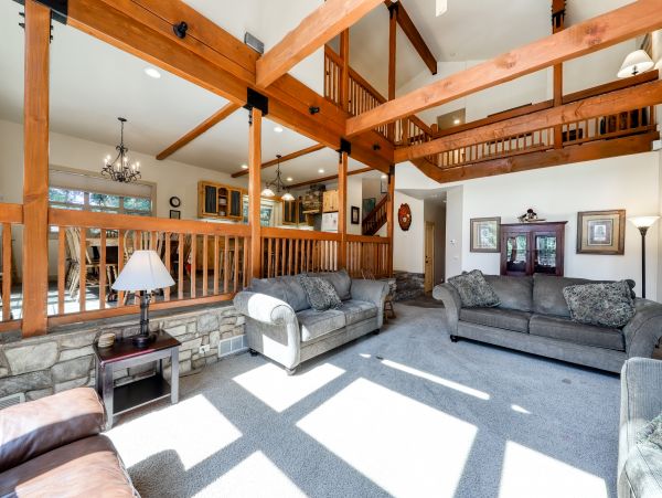 Yosemite Area Home 984879