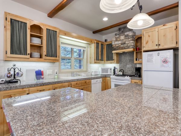 Yosemite Area Home 984879