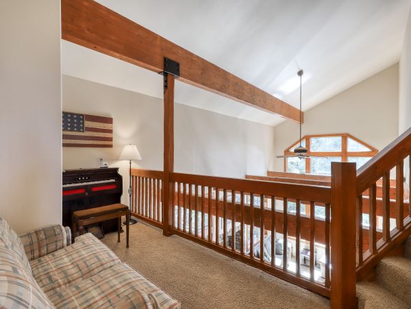 Yosemite Area Home 984879