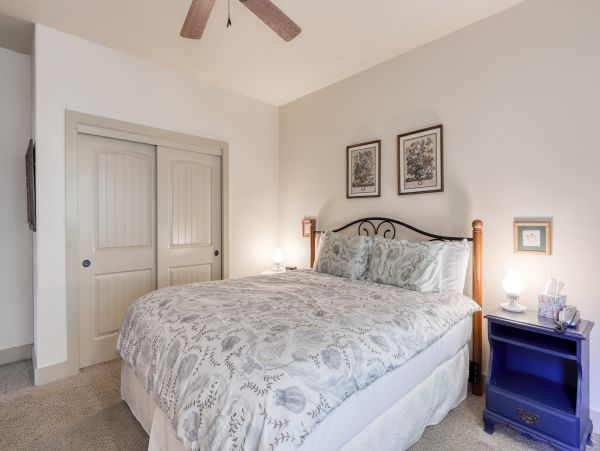 Yosemite Area Home 984879
