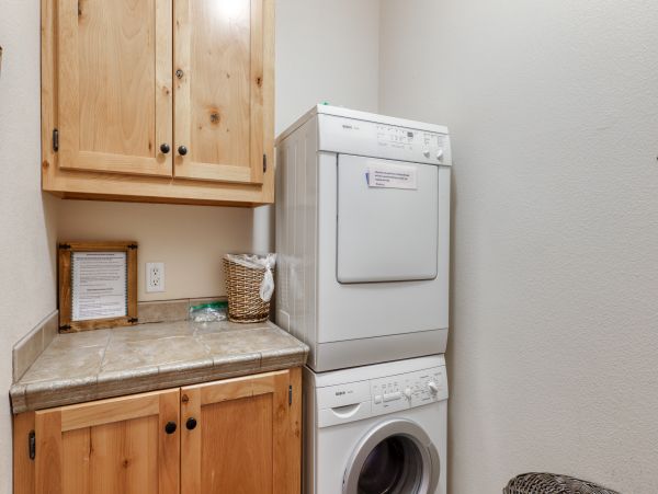 Yosemite Area Home 984879