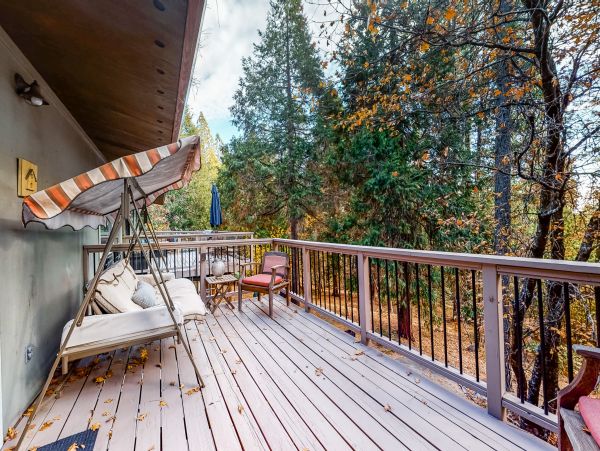 Yosemite Area Home 984880
