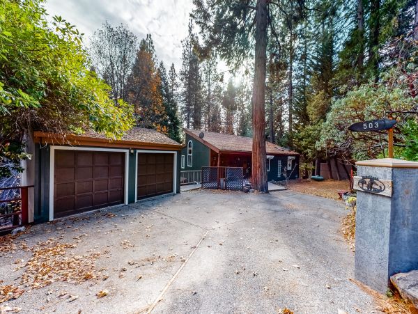 Yosemite Area Home 984880