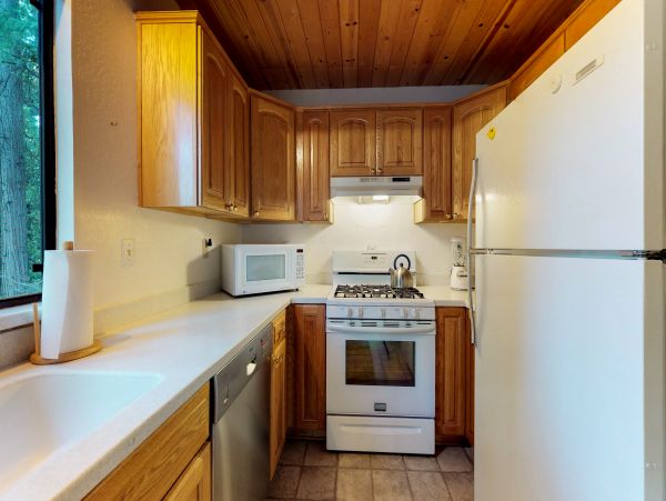 Yosemite Area Home 984881