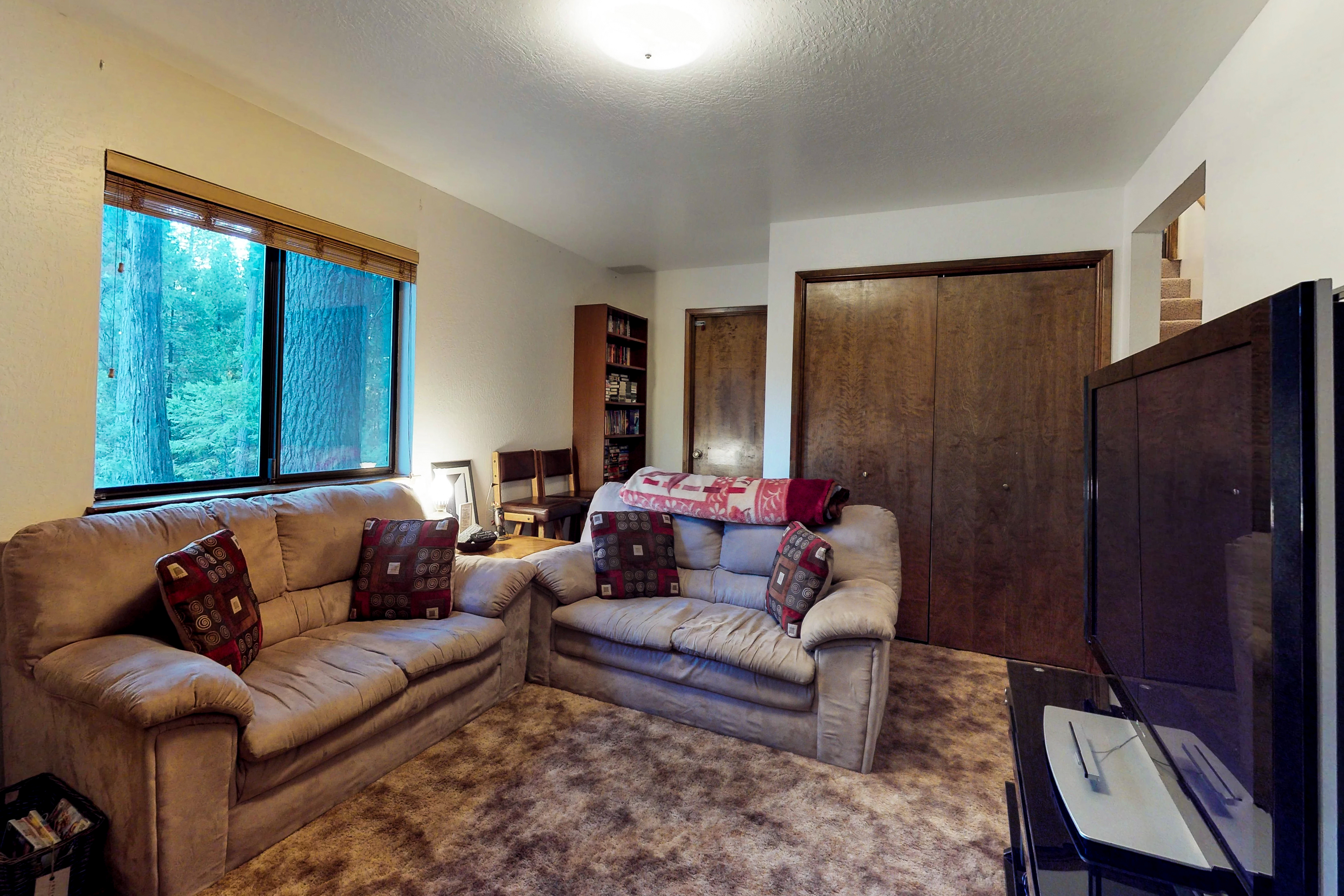 Yosemite Area Home 984881