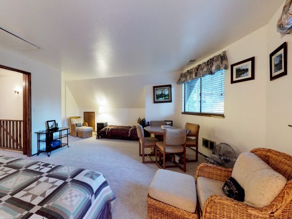 Yosemite Area Home 984881