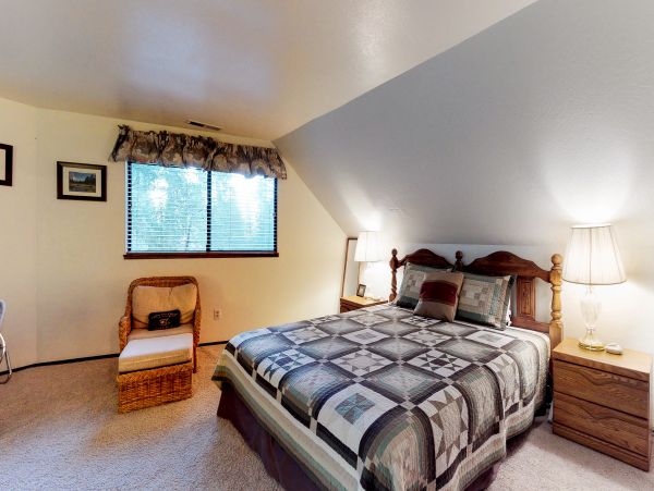Yosemite Area Home 984881