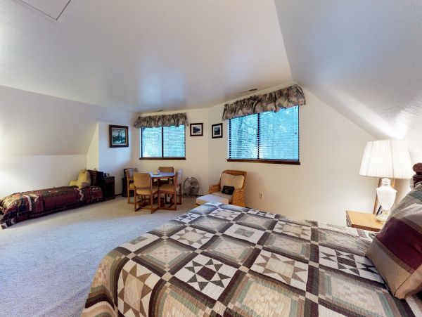 Yosemite Area Home 984881