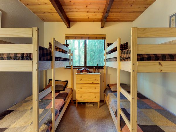 Yosemite Area Home 984881