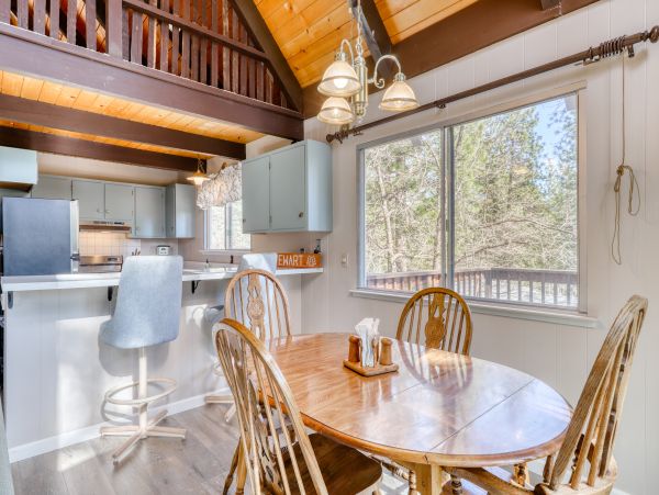 Yosemite Area Home 984882