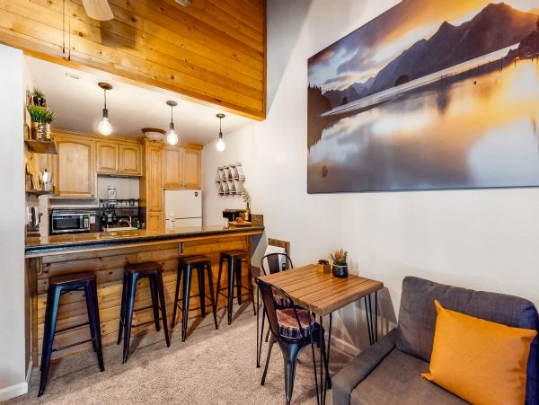 Yosemite Area Home 984883