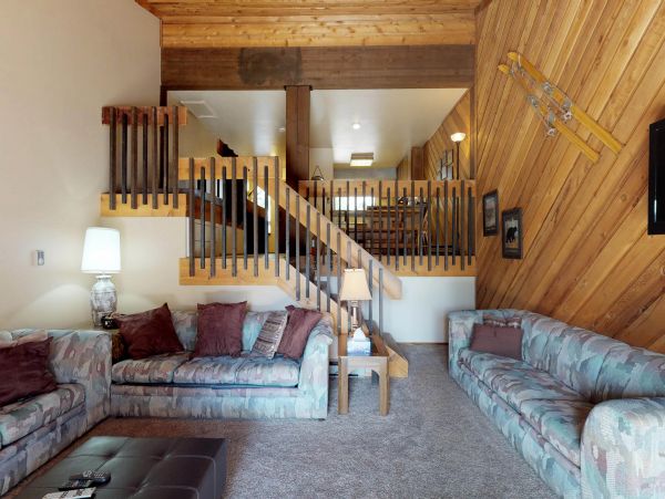 Yosemite Area Home 984884
