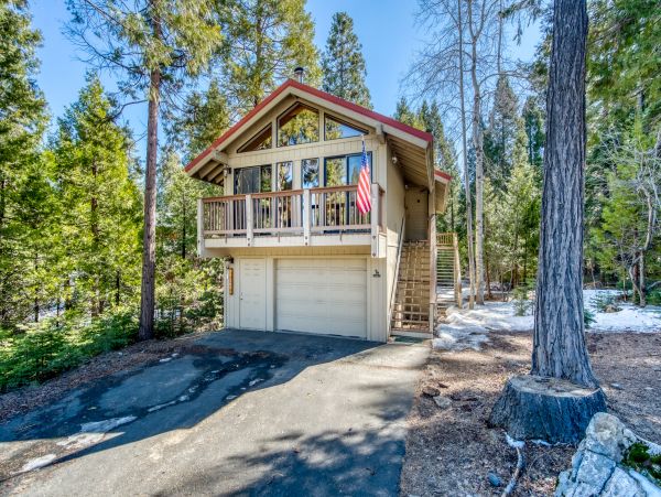 Yosemite Area Home 984885