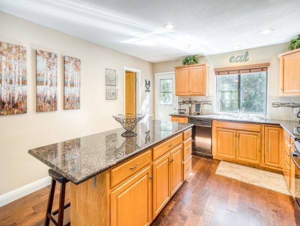 Yosemite Area Home 984885