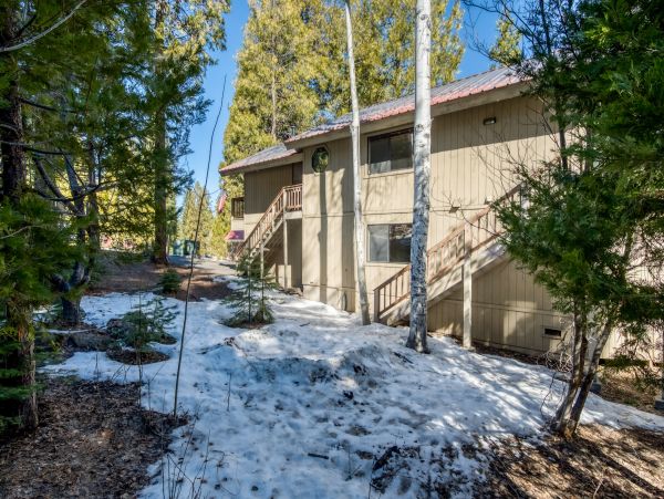 Yosemite Area Home 984885