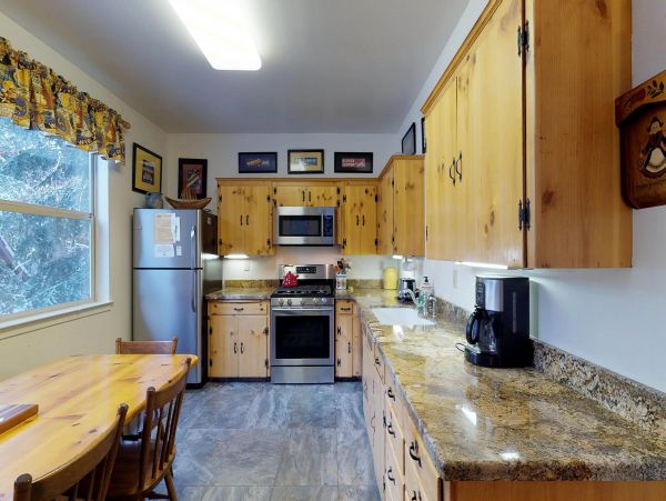 Yosemite Area Home 984886