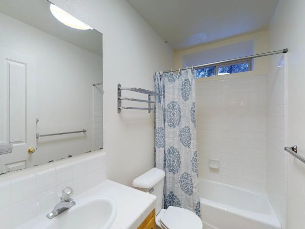 Yosemite Area Home 984886
