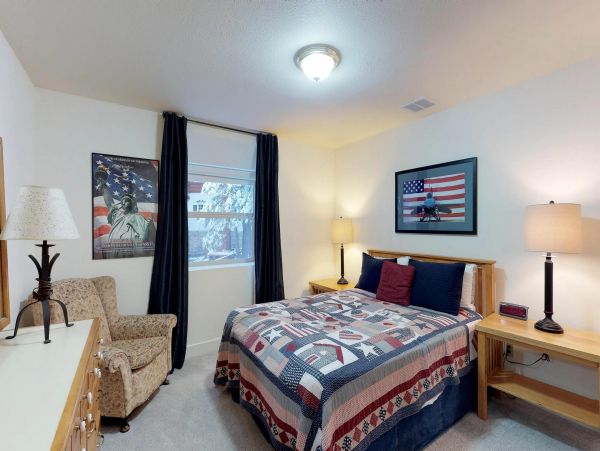 Yosemite Area Home 984886