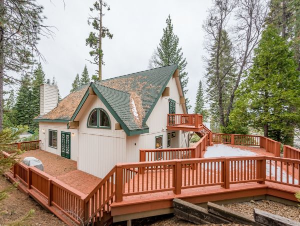 Yosemite Area Home 984887