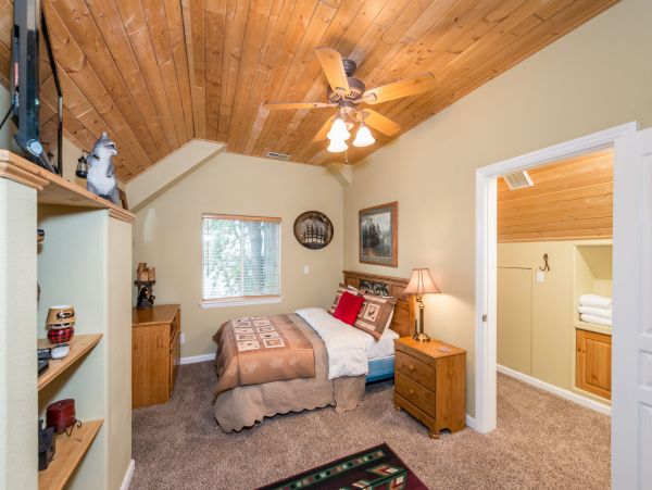 Yosemite Area Home 984887