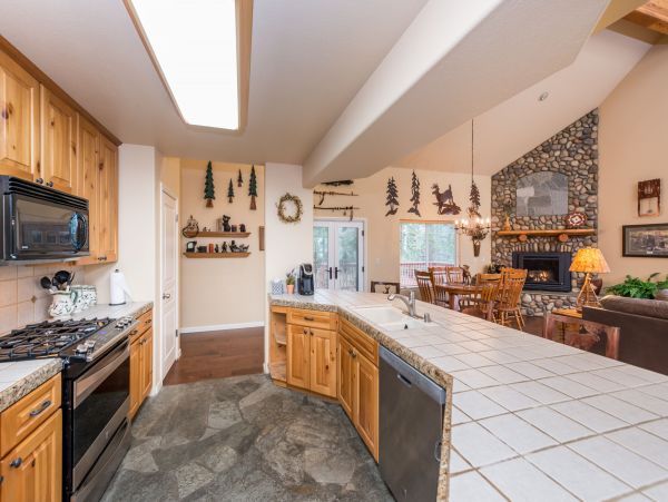 Yosemite Area Home 984887