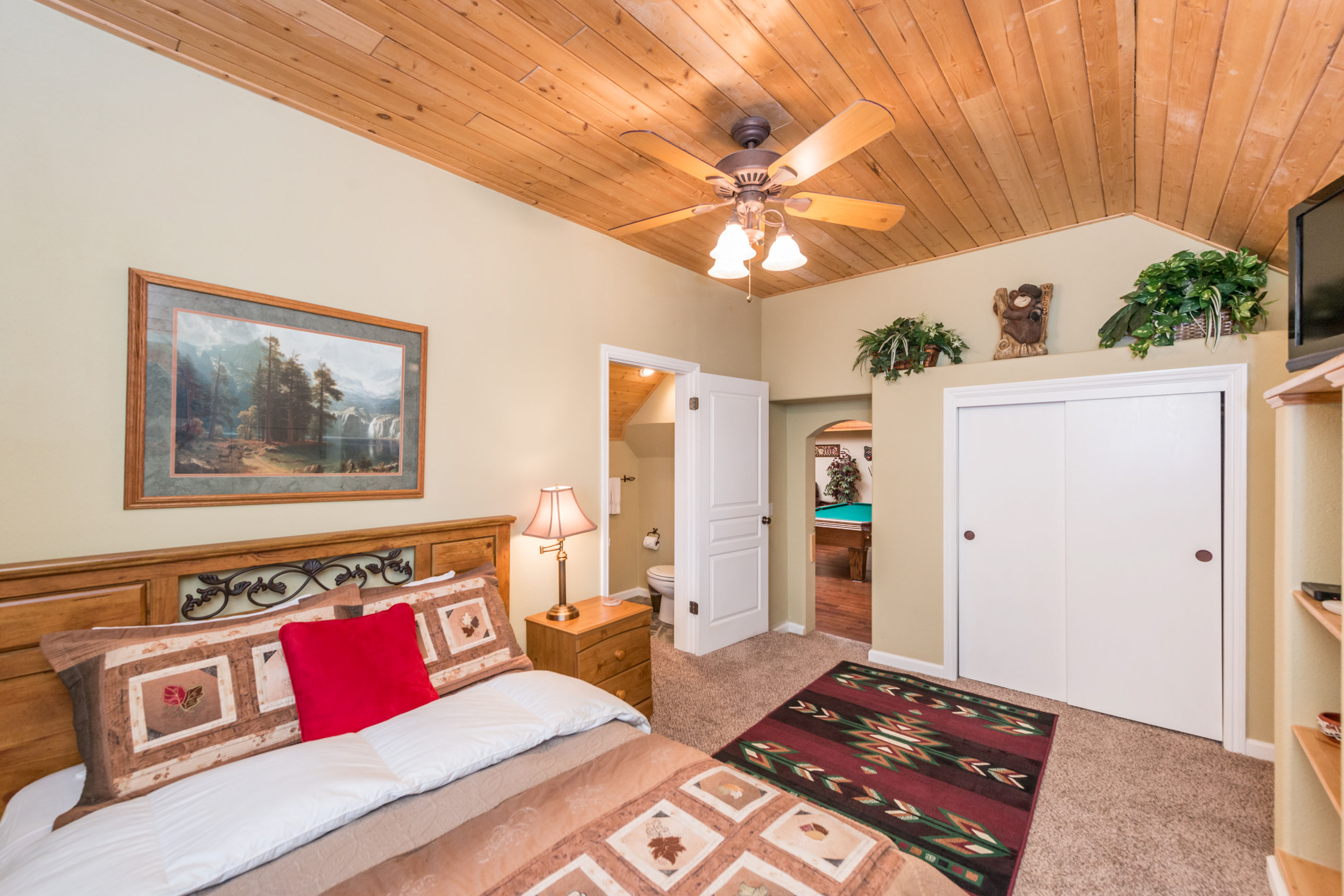 Yosemite Area Home 984887