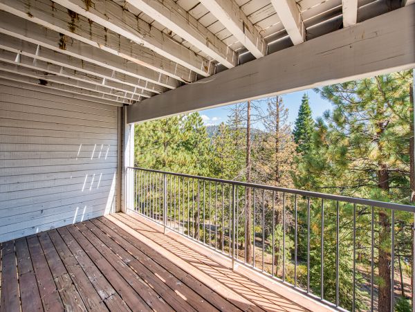 Yosemite Area Home 984888