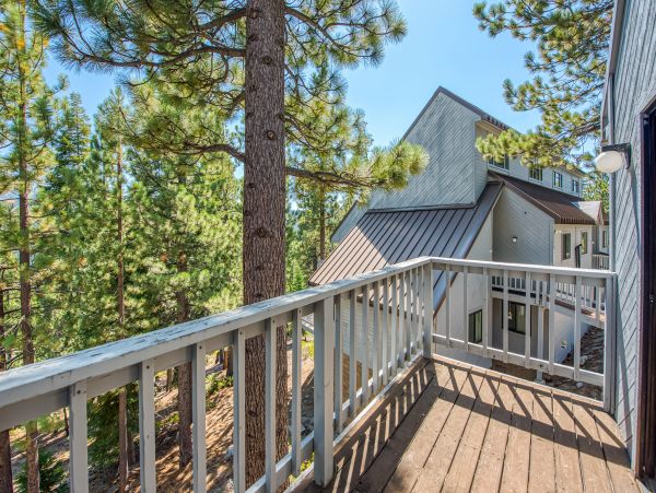 Yosemite Area Home 984888