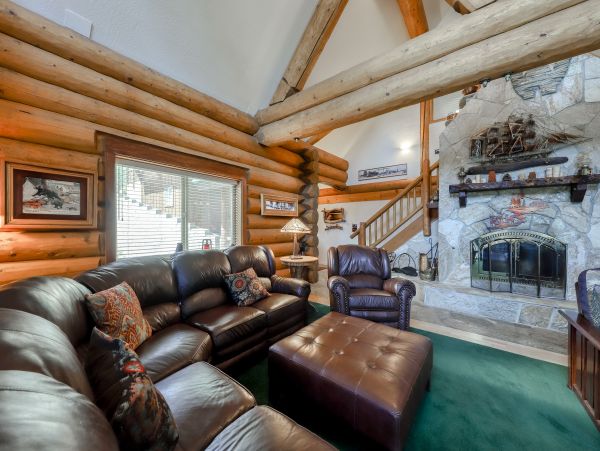 Yosemite Area Home 984889