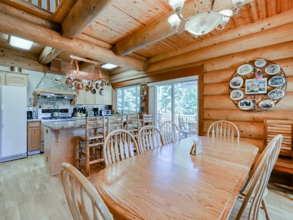 Yosemite Area Home 984889