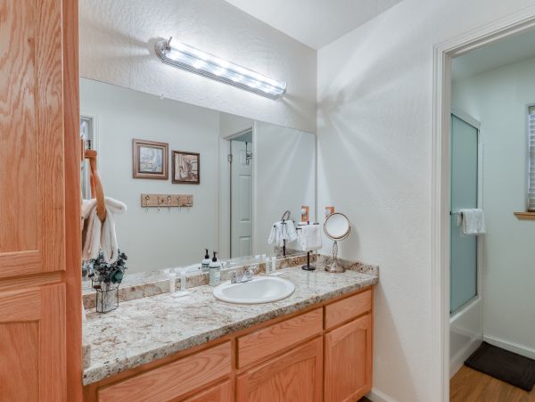 Yosemite Area Home 984889