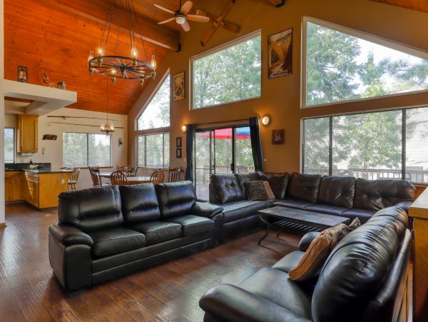 Yosemite Area Home 984890
