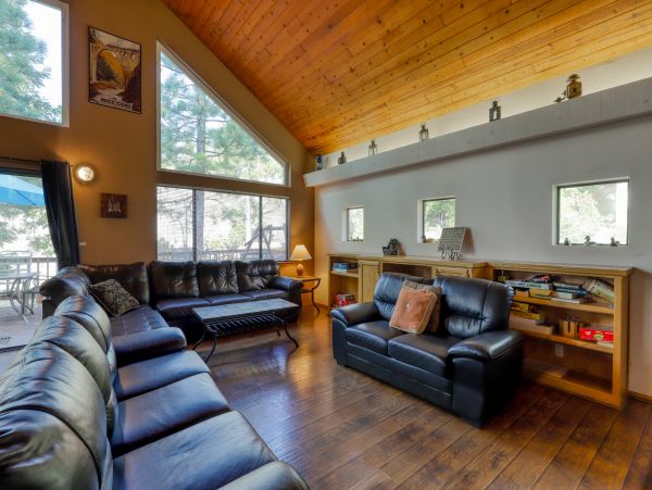 Yosemite Area Home 984890